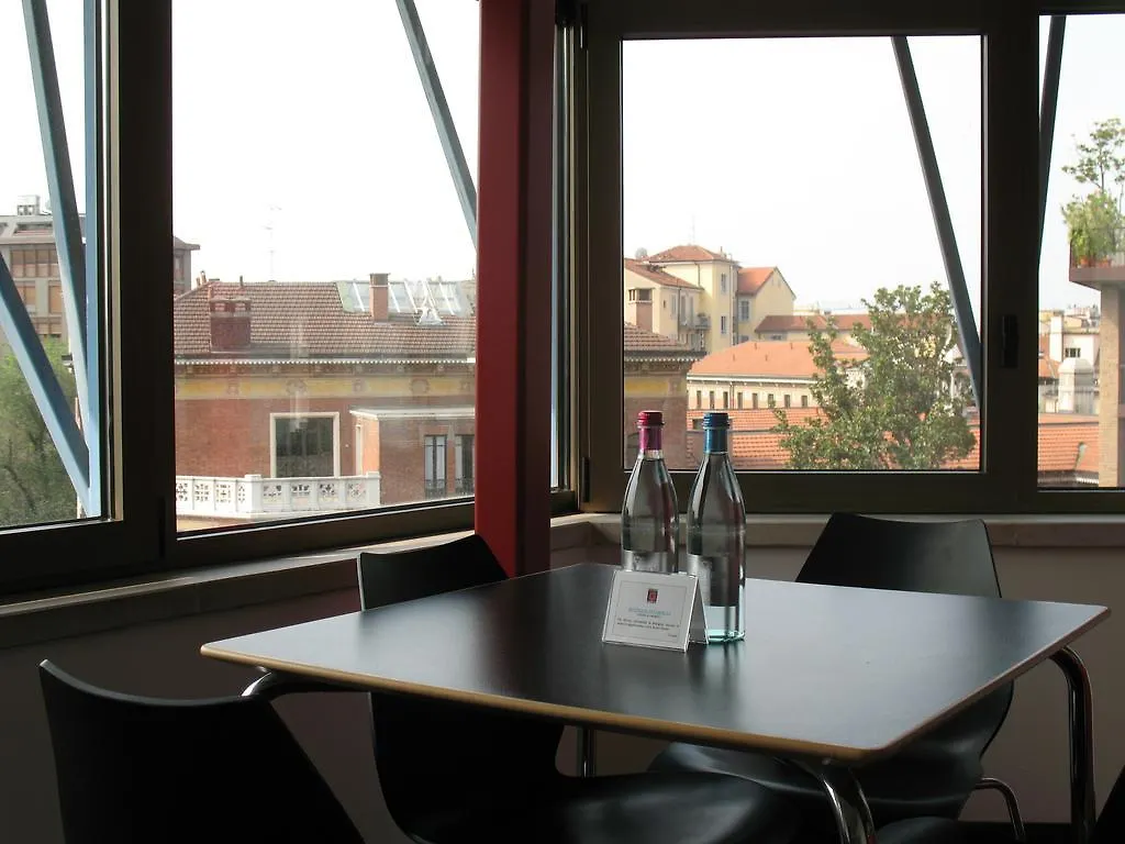 Residence Le Corti Milan 2*,